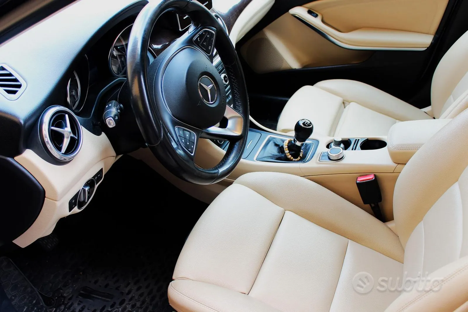Mercedes-Benz Gla 2016 photo 5