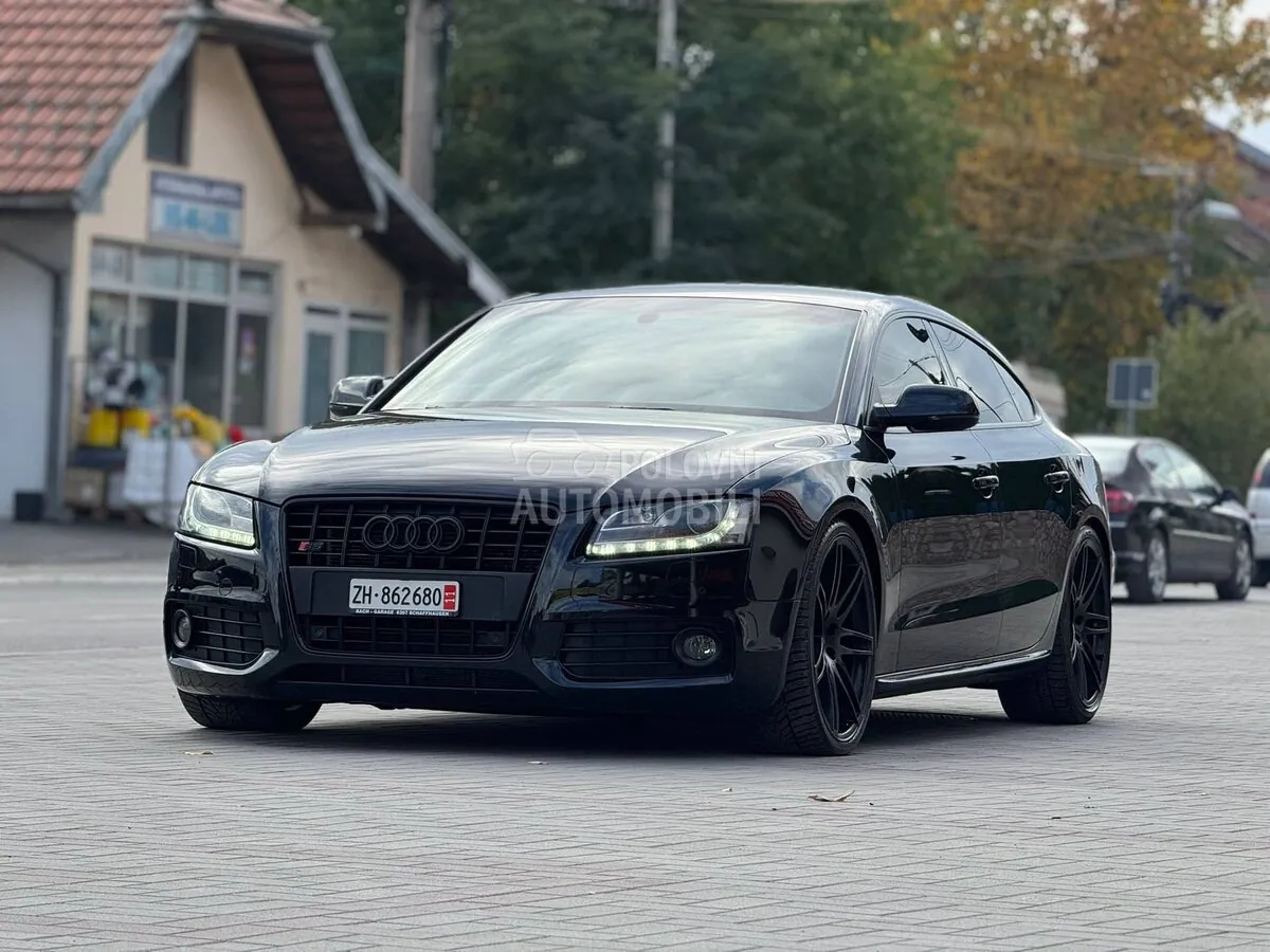 Audi S5 2011 photo 2