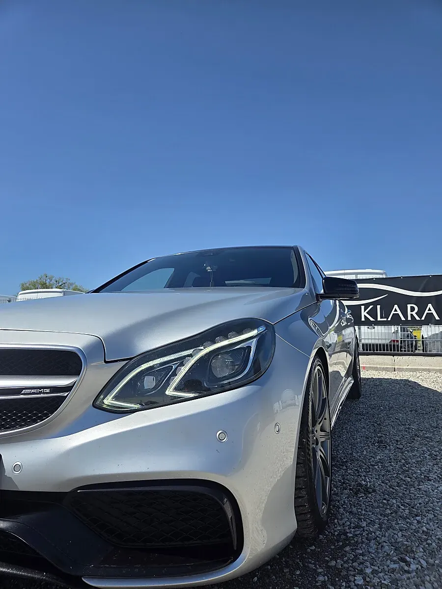 Mercedes-Benz E-Class 2013 photo 3