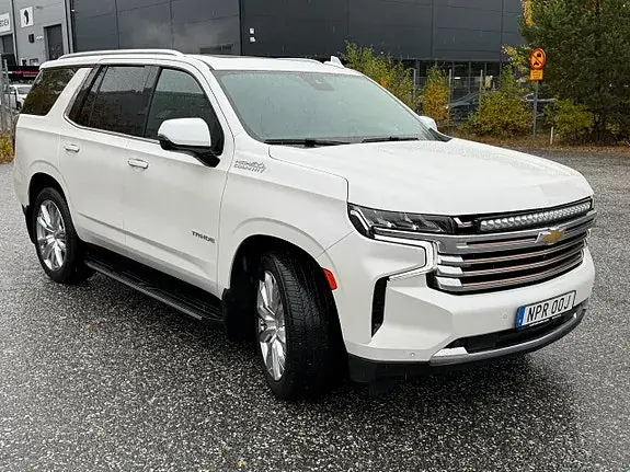 Chevrolet Tahoe 2023 photo 3