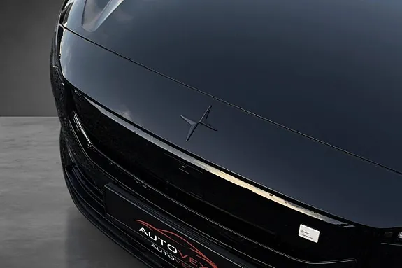 Polestar 2 2026 photo 2