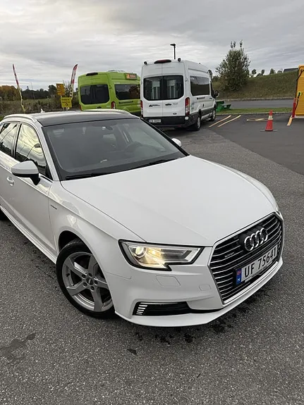 Audi E-Tron 2017 photo 3