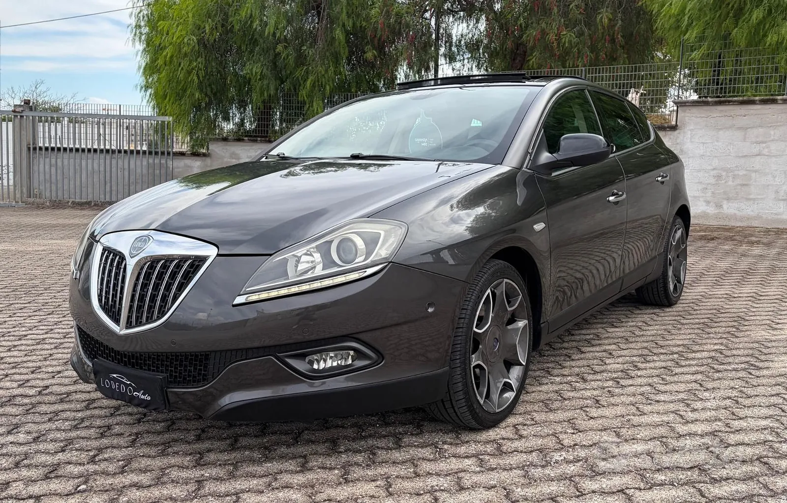 Lancia Delta 2010 photo 5