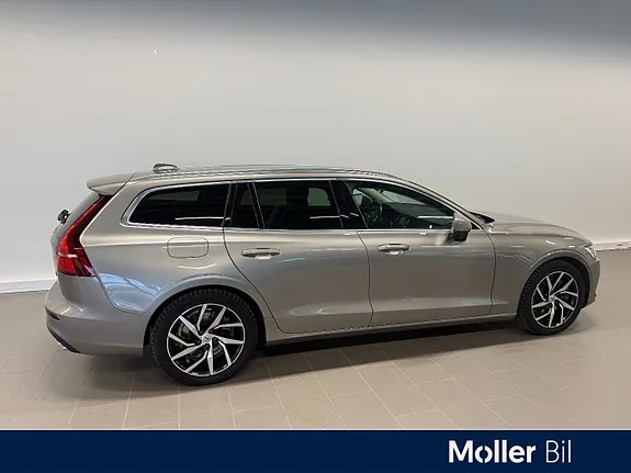Volvo V60 2021 photo 3
