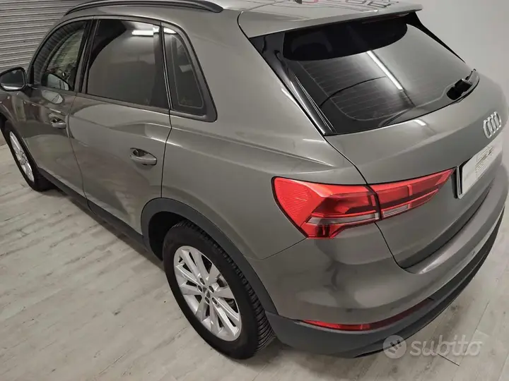Audi Q3 2022 photo 3