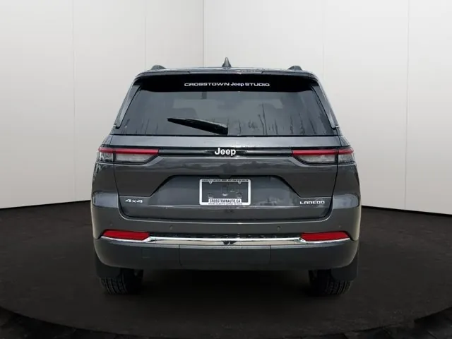 Jeep Grand Cherokee 2026 photo 5