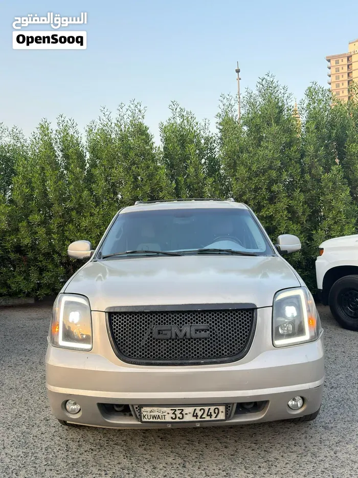 GMC Yukon Denali