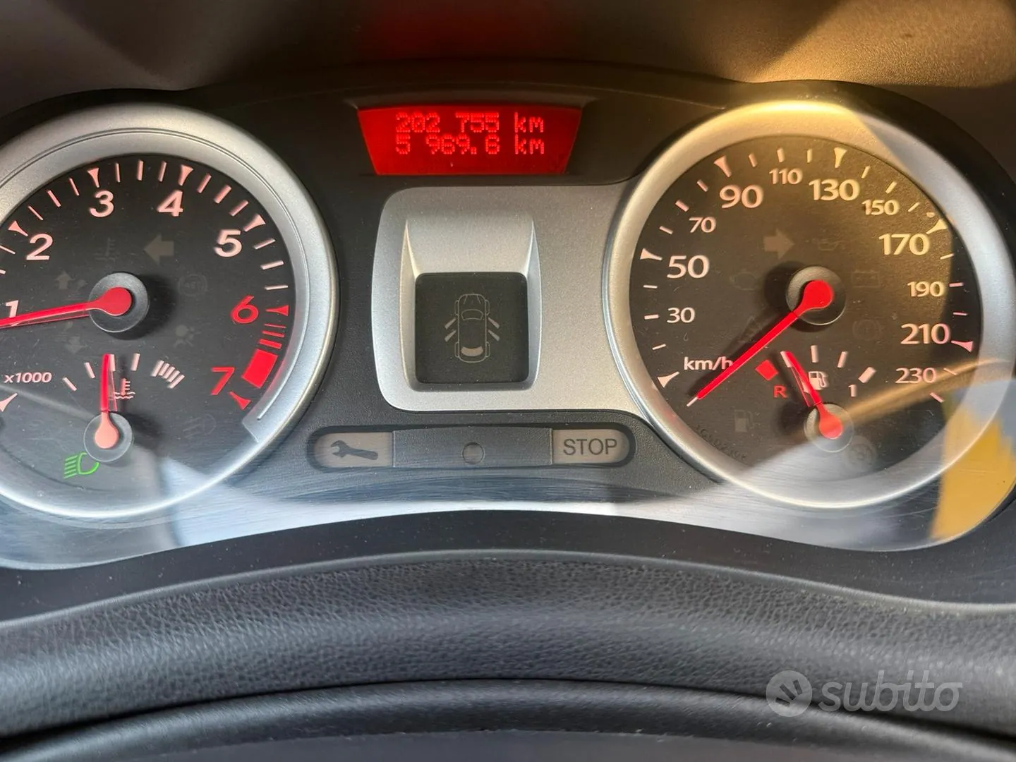 Renault Clio 2009 photo 4