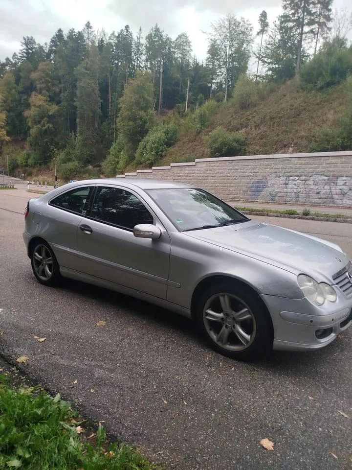 Mercedes-Benz Cl203