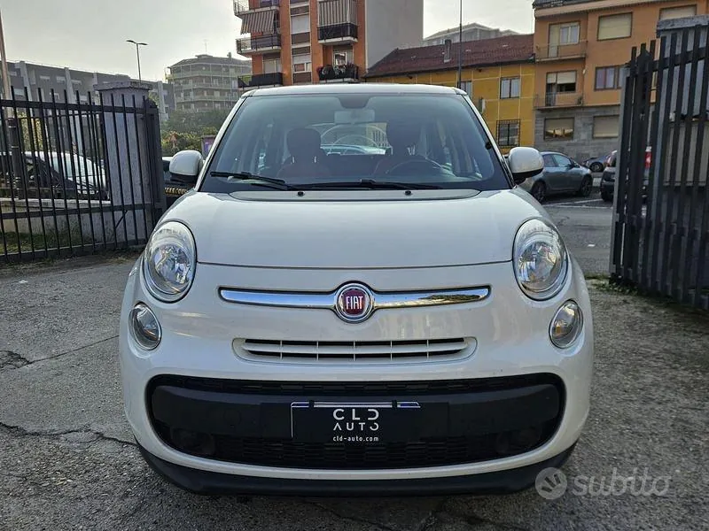 Fiat 500L 2015 photo 2