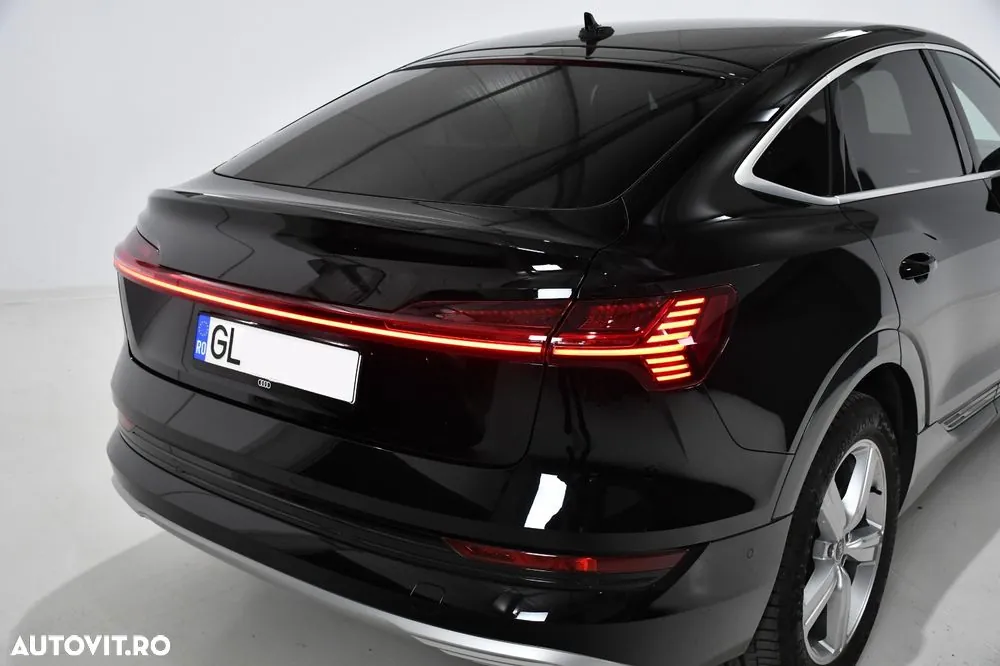Audi E-Tron 2021 photo 5