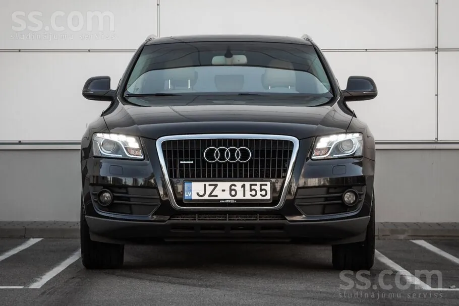 Audi Q5 2012 photo 2