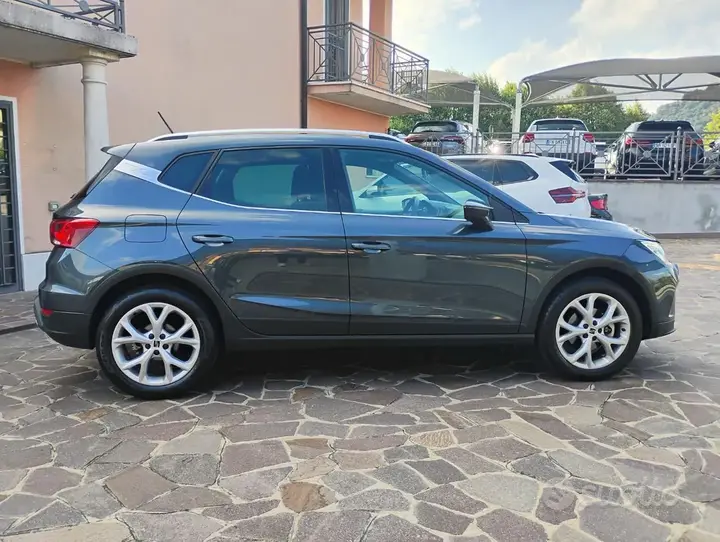 Seat Arona 2023 photo 2