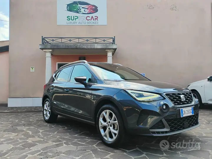 Seat Arona