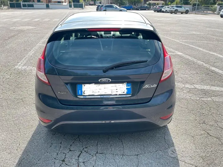Ford Fiesta 2013 photo 4
