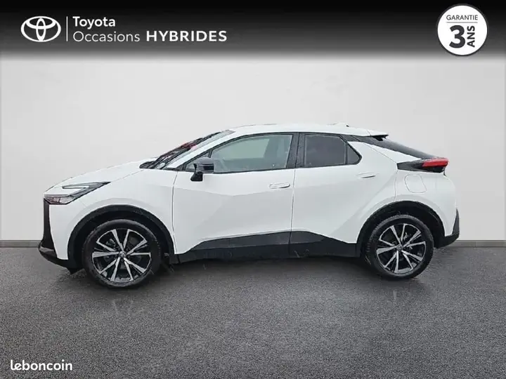 Toyota C-Hr 2025 photo 3