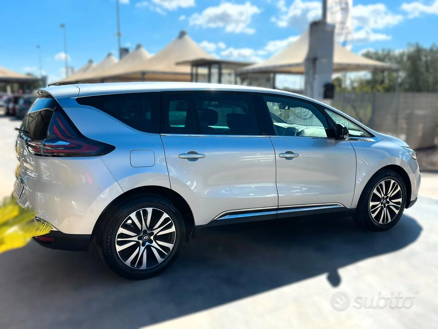 Renault Espace 2017 photo 2
