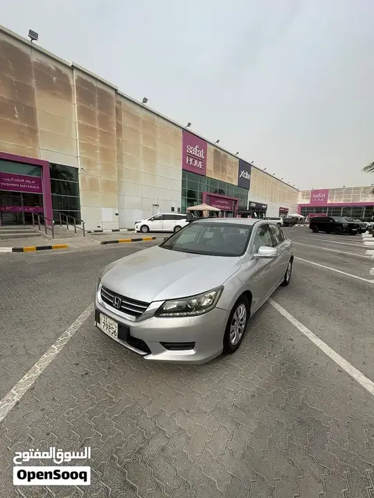 Honda Accord 2013 photo 2
