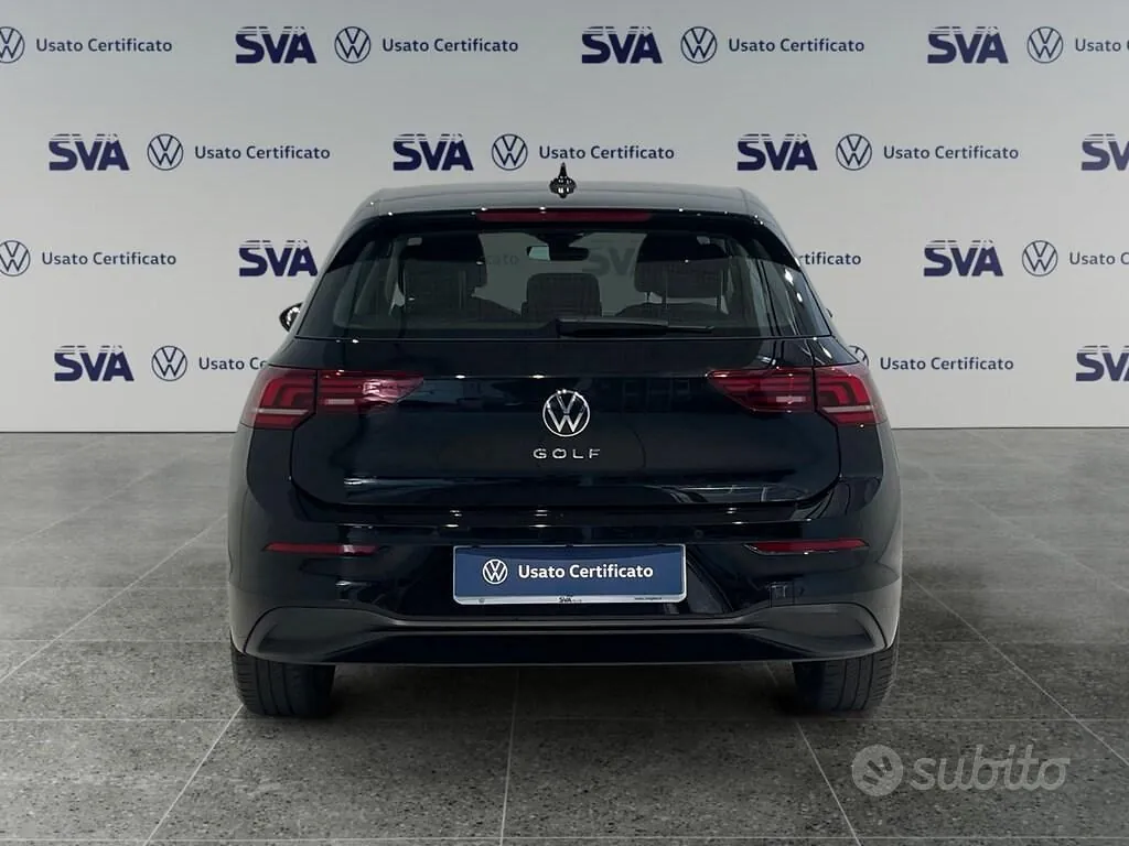 Volkswagen Golf 2025 photo 5