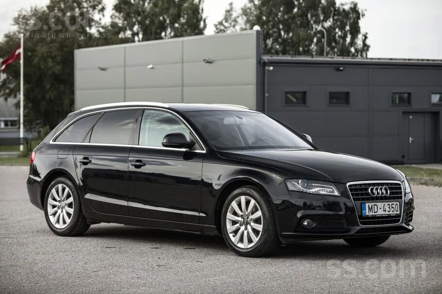 Audi A4 2008 photo 2
