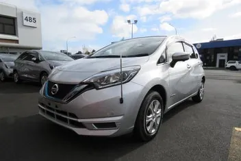 Nissan Note 2021 photo 4