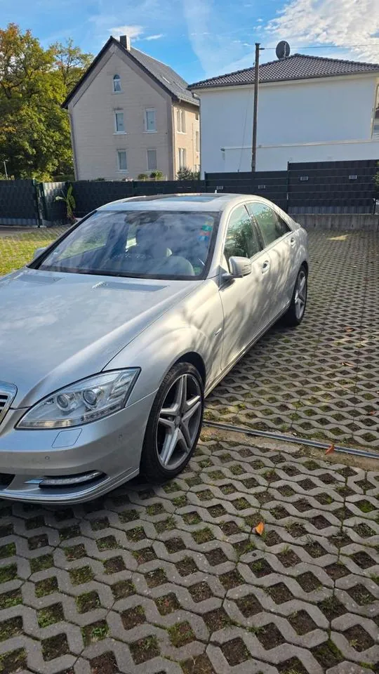 Mercedes-Benz S 320