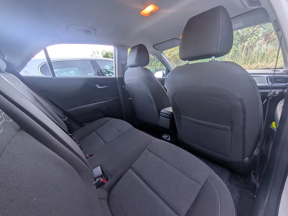 Kia Rio 2018 photo 3