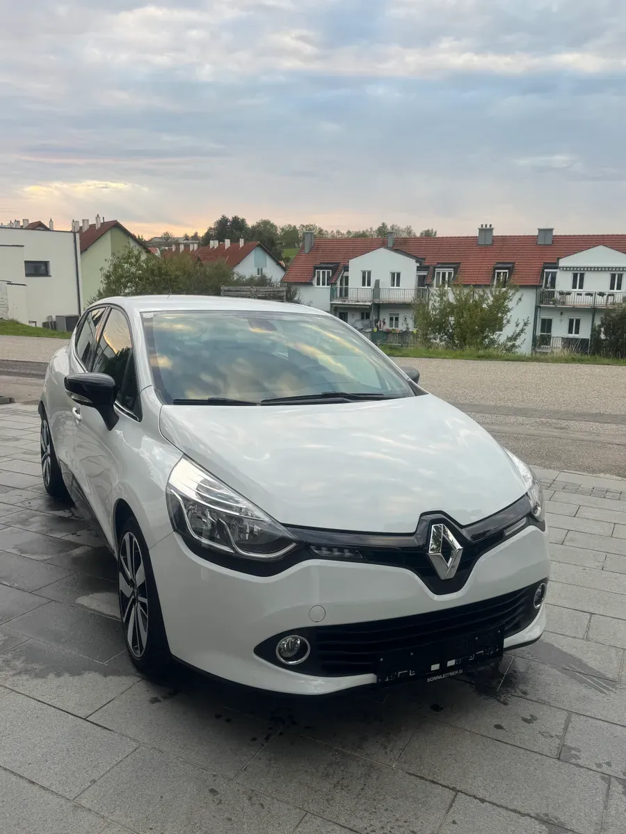 Renault Clio 2016 photo 2