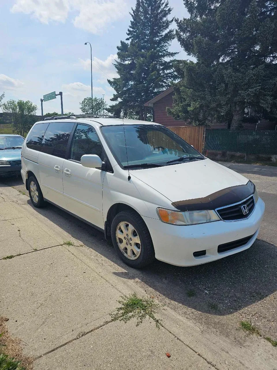 Honda Odyssey 2002 photo 2