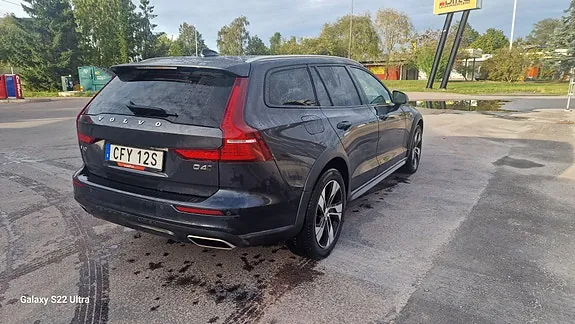 Volvo V60 Cross Country