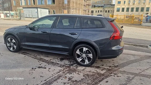Volvo V60 Cross Country 2020 photo 4