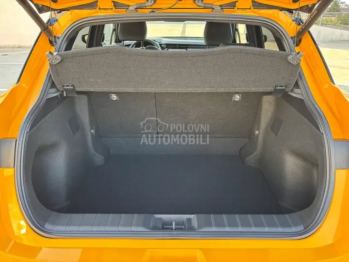 Lexus Lbx 2025 photo 5