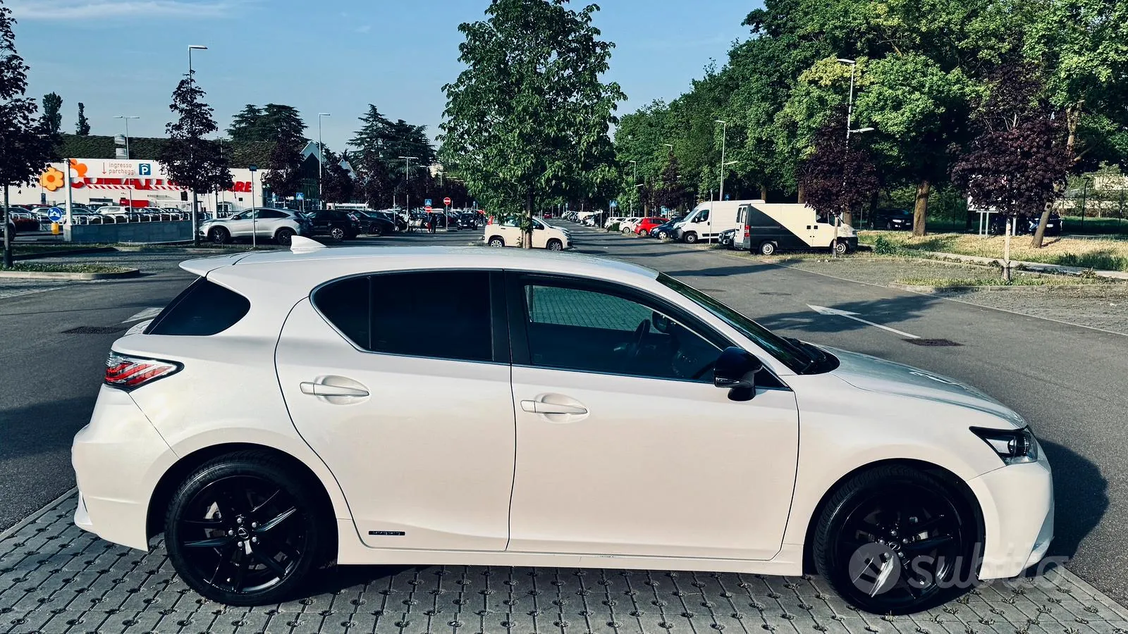 Lexus Ct 2017 photo 3
