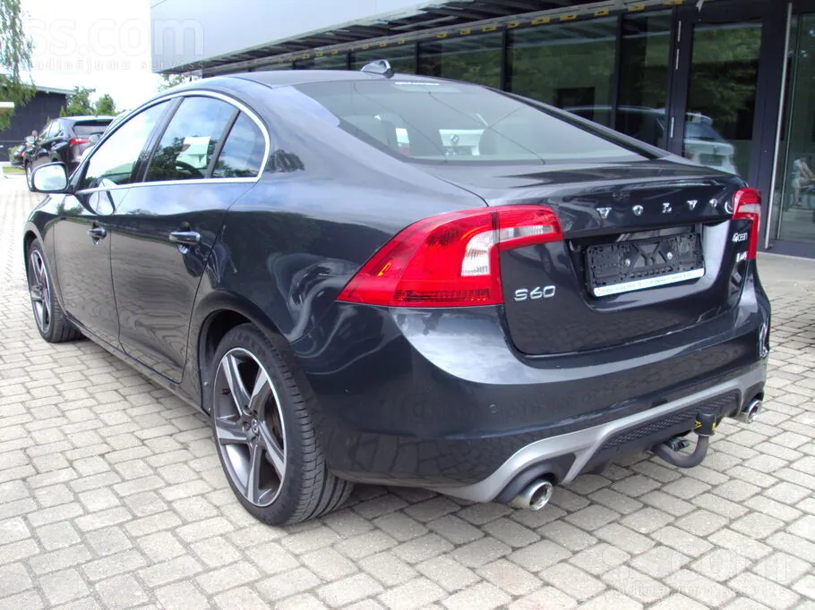 Volvo S60 2015 photo 4