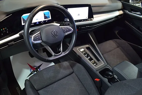 Volkswagen Golf I 2023 photo 5