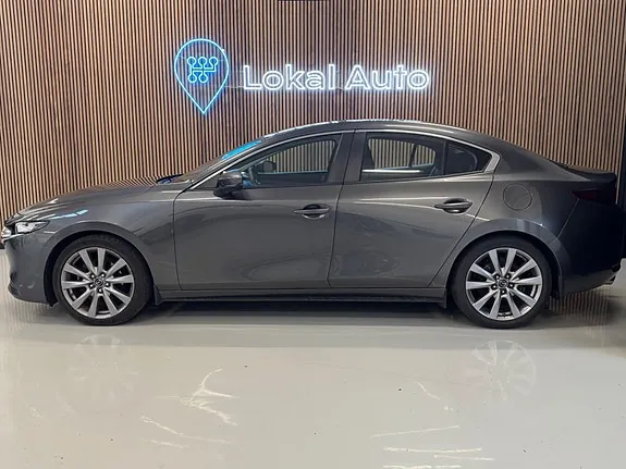 Mazda 3 2019 photo 2