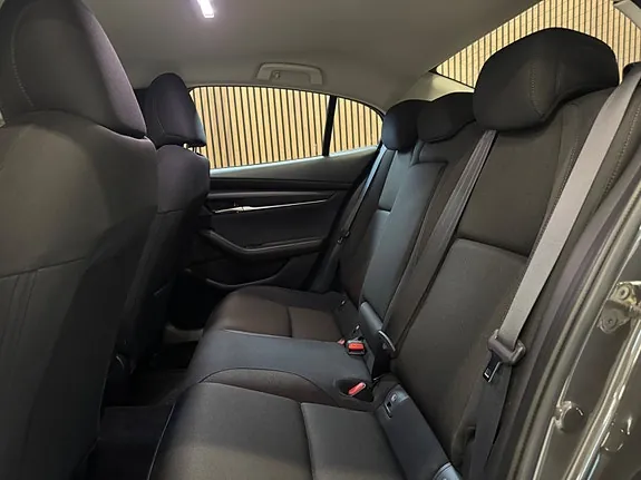 Mazda 3 2019 photo 4