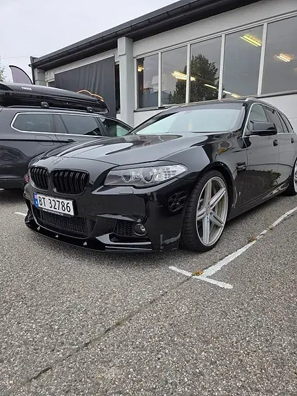 BMW 520D 2011 photo 2