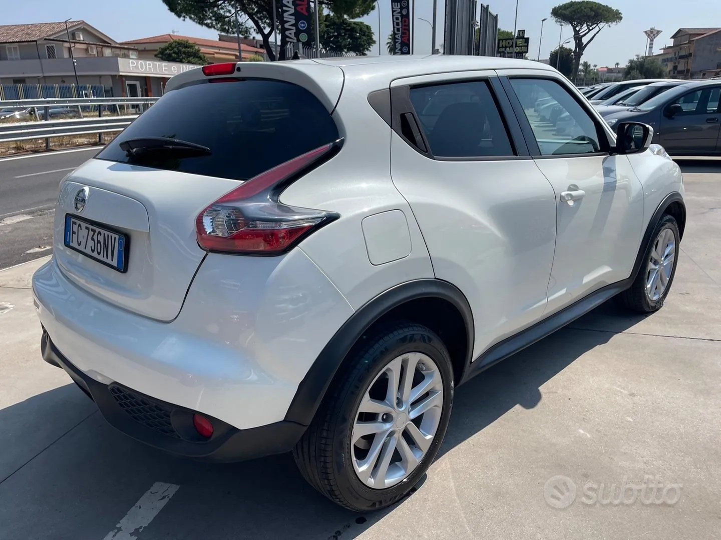 Nissan Juke 2016 photo 4