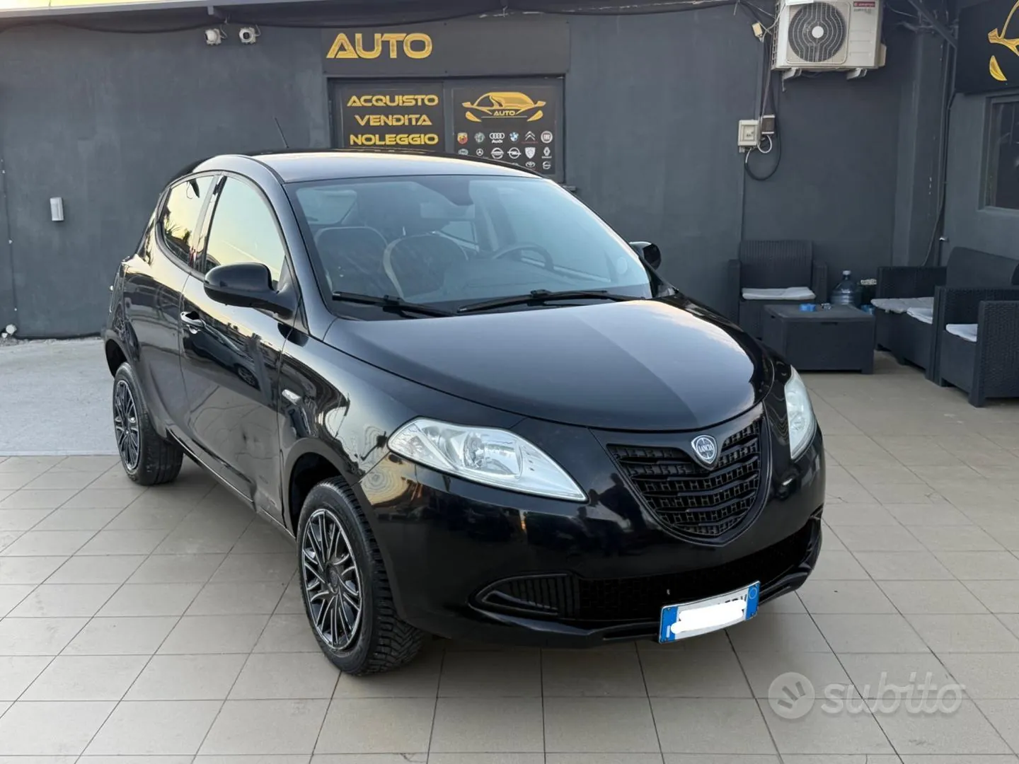 Lancia Ypsilon 2014 photo 2