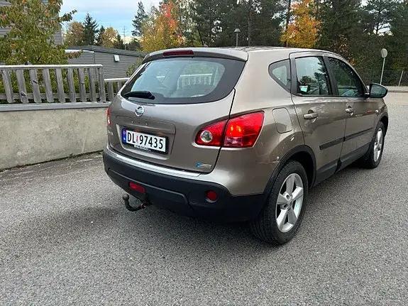 Nissan Qashqai 2008 photo 3