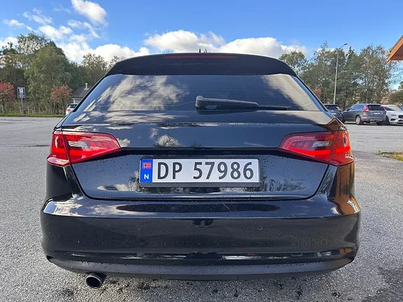 Audi A3 2015 photo 3