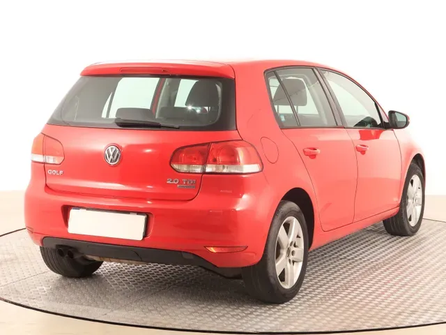 Volkswagen Golf 2011 photo 4
