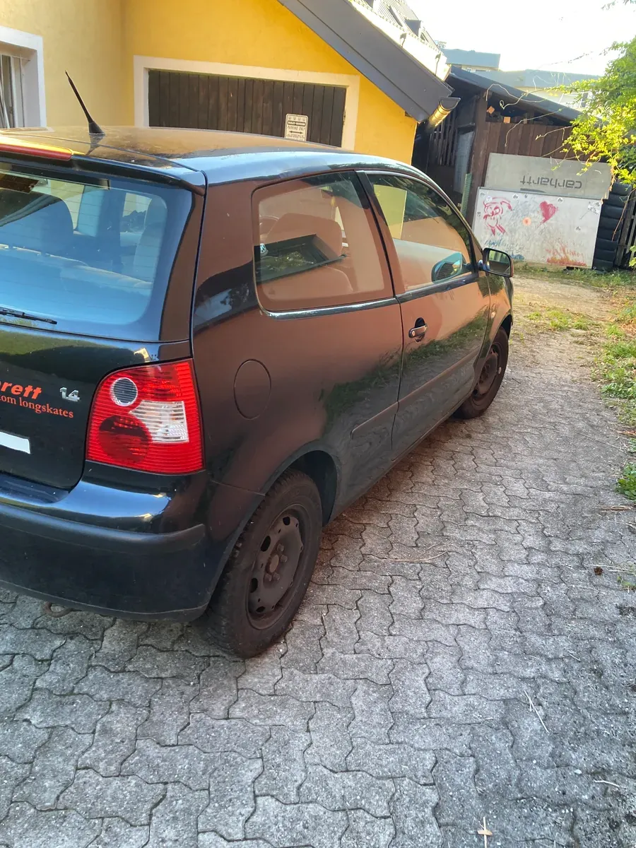 Volkswagen Polo 2002 photo 3