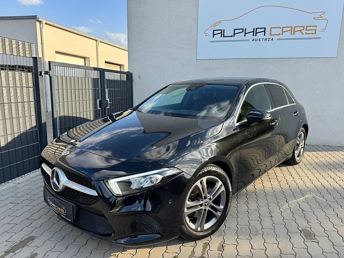 Mercedes-Benz A-Class 2018 photo 2