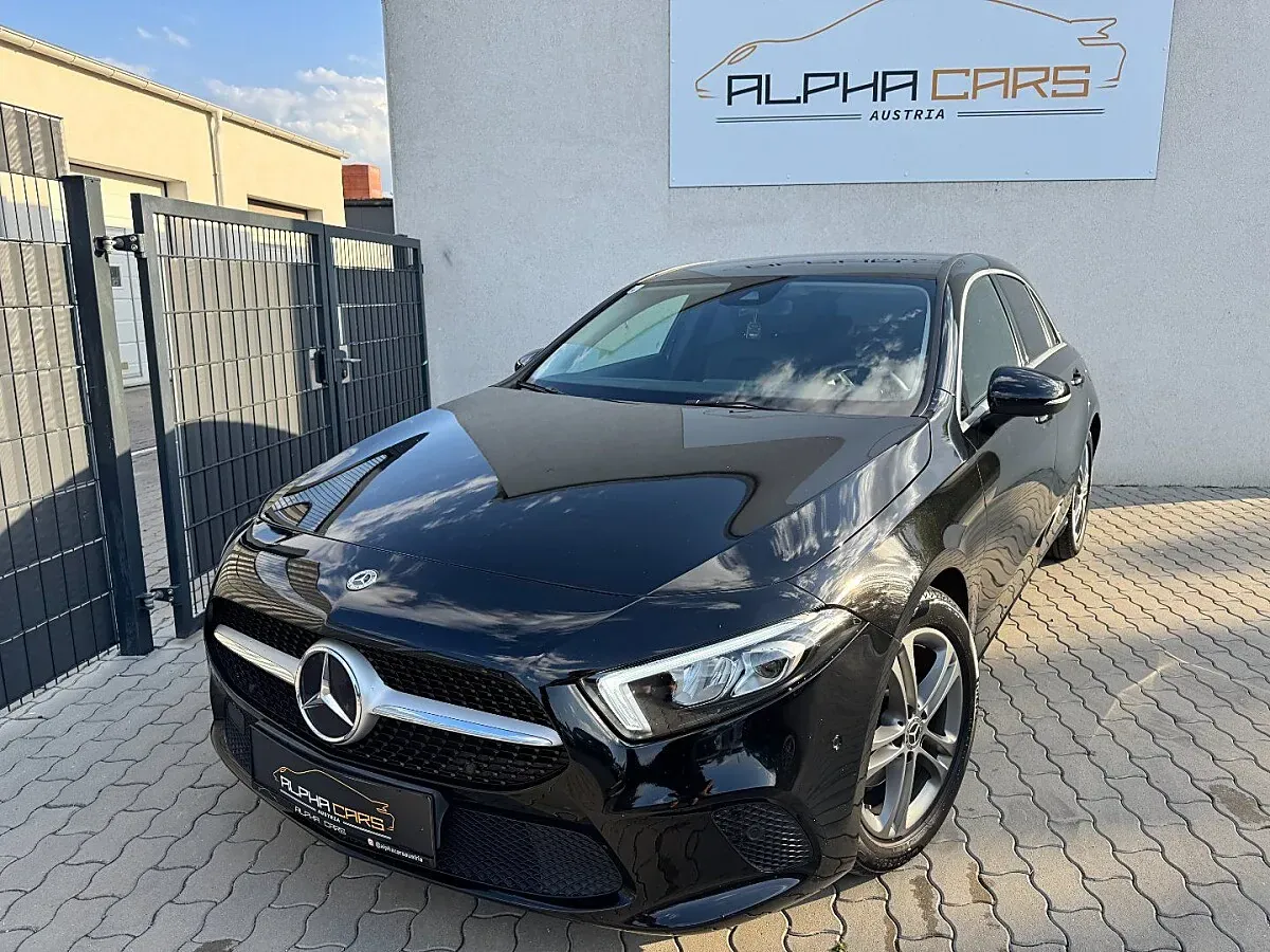 Mercedes-Benz A-Class 2018 photo 3