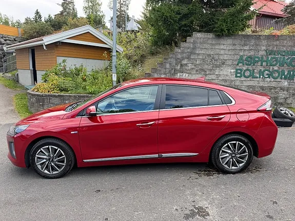 Hyundai Ioniq 2019 photo 2