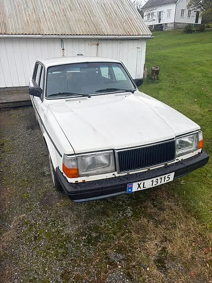 Volvo 240 1988 photo 2