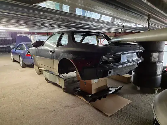 Porsche 944 1986 photo 2