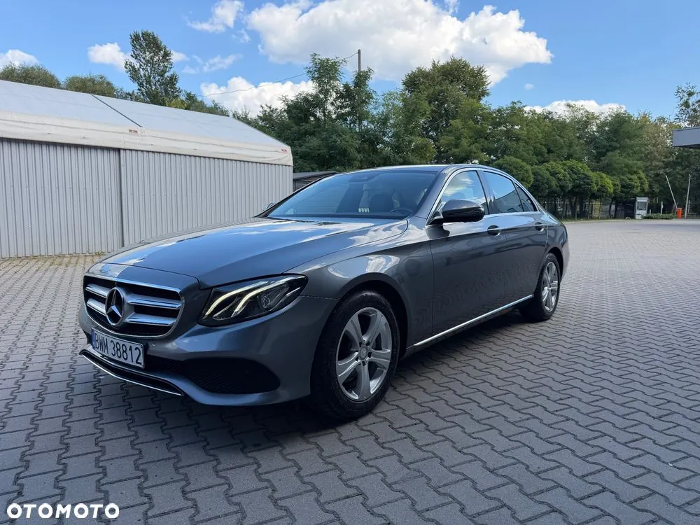Mercedes-Benz E-Class 2016 photo 2